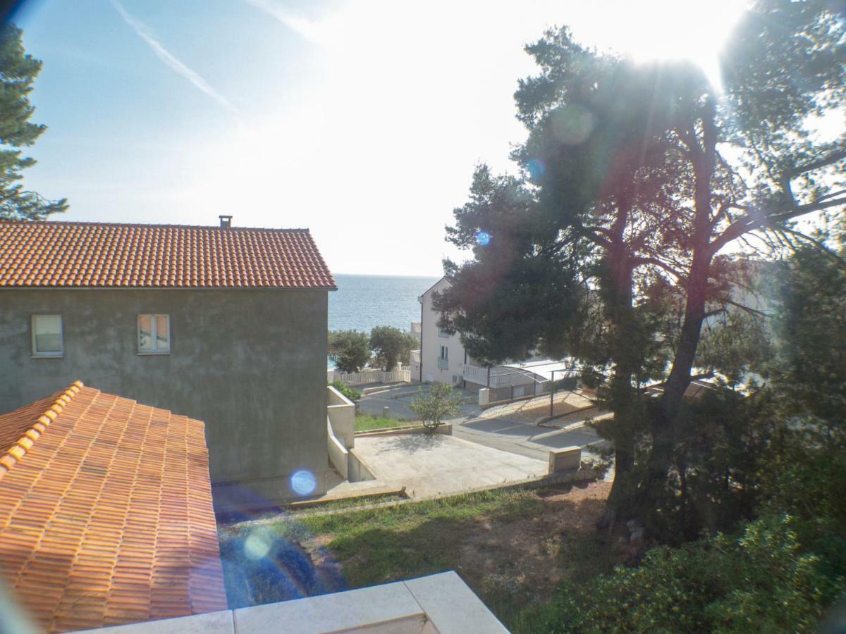 Apartments Plaza Иван-Долац Экстерьер фото